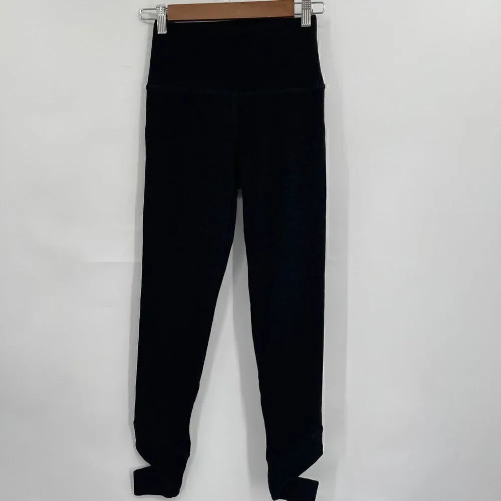 Beyond Yoga Gray High Waisted Fitted Workout Leggings Size Medium